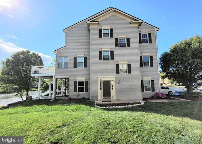 44045 Florence Terrace Ashburn, VA 20147