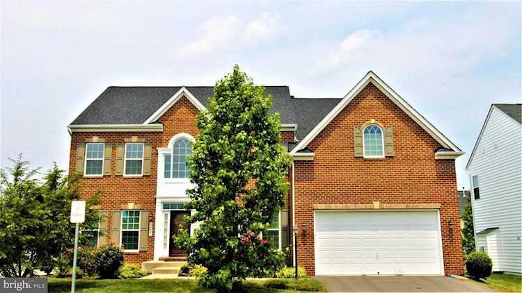 42222 Oasis Ct Chantilly, VA 20152