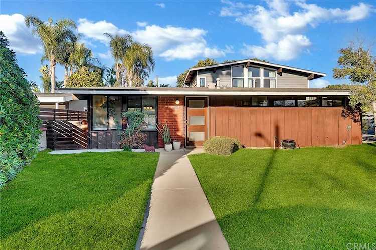 246 Cabrillo St Costa Mesa, CA 92627 | MLS OC21043947 Photo 1
