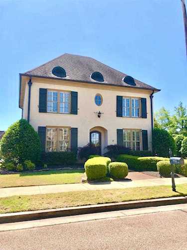 1966 E Arden Oaks Dr Germantown, TN 38139