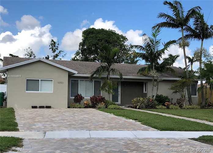 10931 SW 161st St Miami, FL 33157