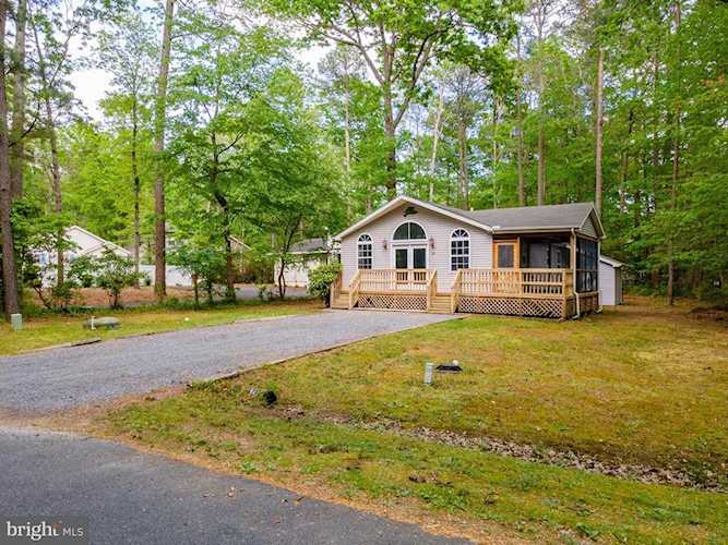 35 Canal Rd Ocean Pines, MD 21811 | MLS ® MDWO122212 Photo 1