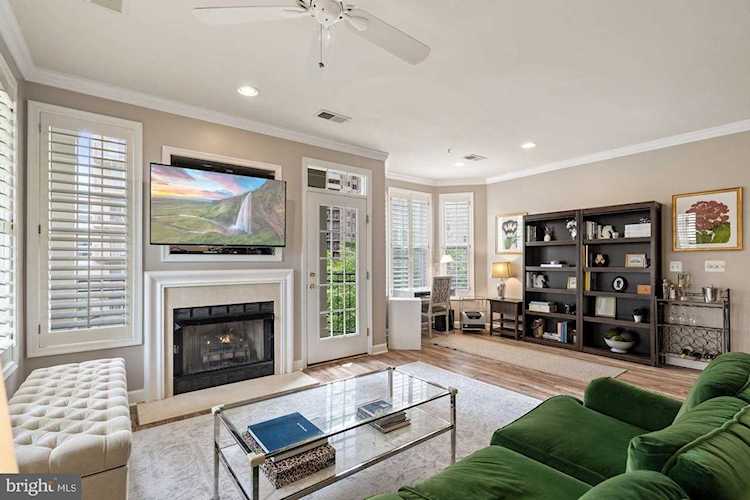 2310 14th St N #307 Arlington, VA 22201