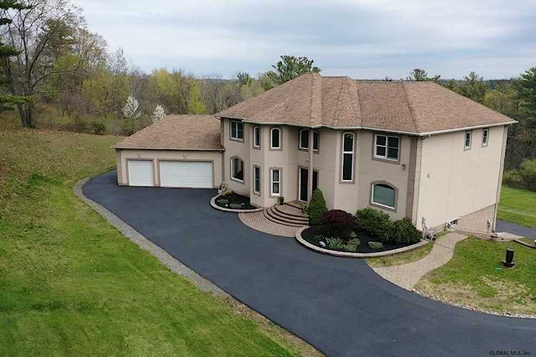 140 Wormer Rd Voorheesville, NY 121865312