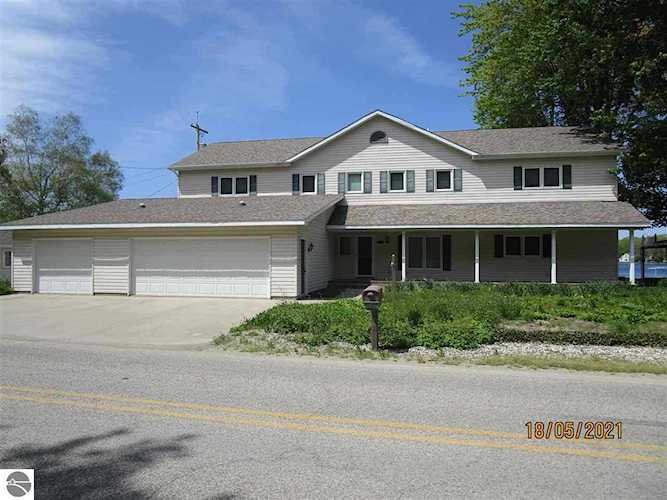 5098 W Jordan Road Weidman, MI 48893