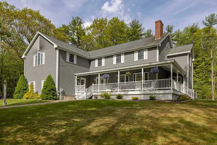 62 Captains Landing Newington, NH 03801