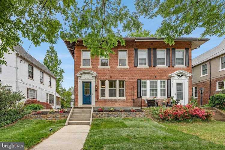 4435 Fessenden St NW Washington, DC 20016