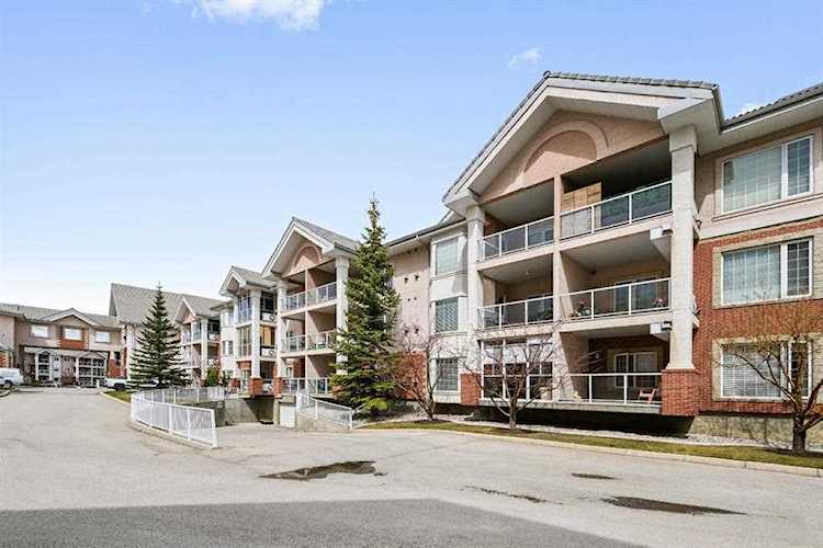 223 Tuscany Springs Blvd NW #195 Calgary, AB T3L 2M2