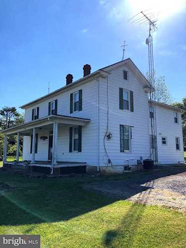 4993 Middle Rd Winchester, VA 22602