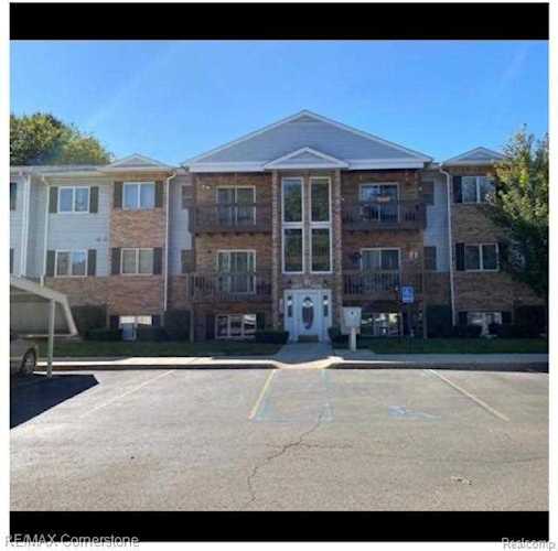 1215 Shoemaker Dr Westland, MI 48185 | MLS 2210036415 Photo 1