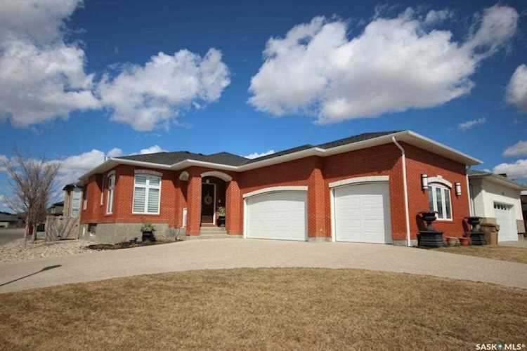 4603 E Sandpiper Crescent Regina, SK S4V 1N1
