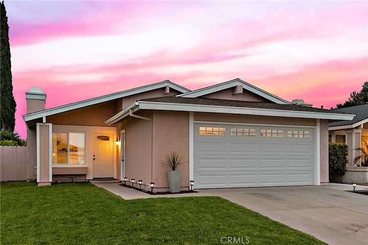 24601 Tabuenca Mission Viejo, CA 92692
