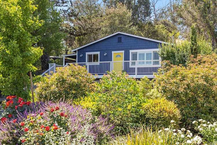 729 W Orange Novato, CA 94545