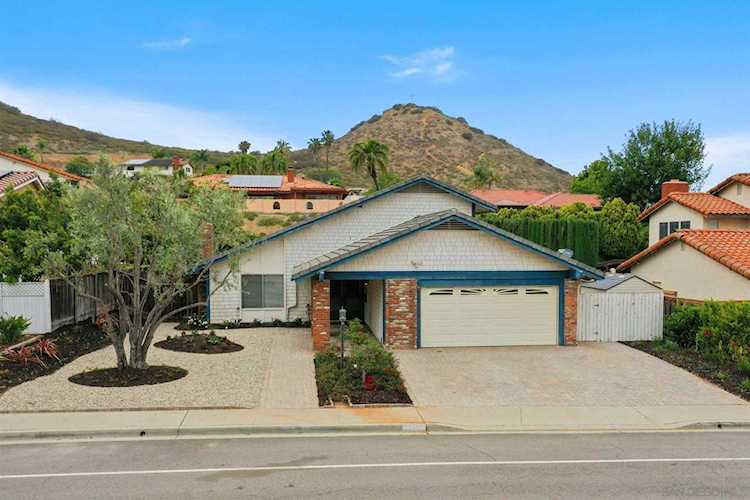 12360 Escala Dr San Diego, CA 92128