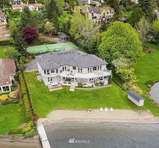 7016 55th Ave S Seattle, WA 98118