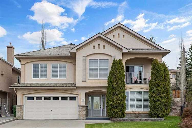 46 Scenic Ridge Way NW Calgary, AB T3L 2G8