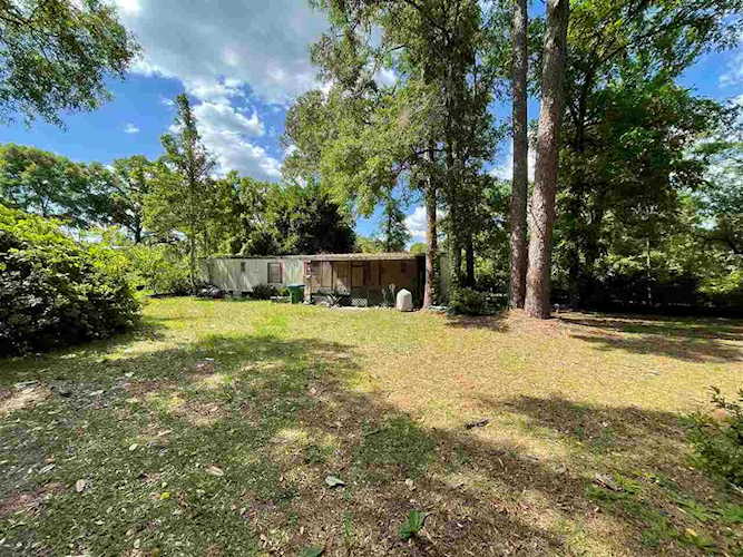 42 Happy Time Dr Crawfordville, FL 32327
