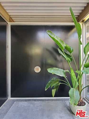 11468 Dona Cecilia Dr Studio City, CA 91604