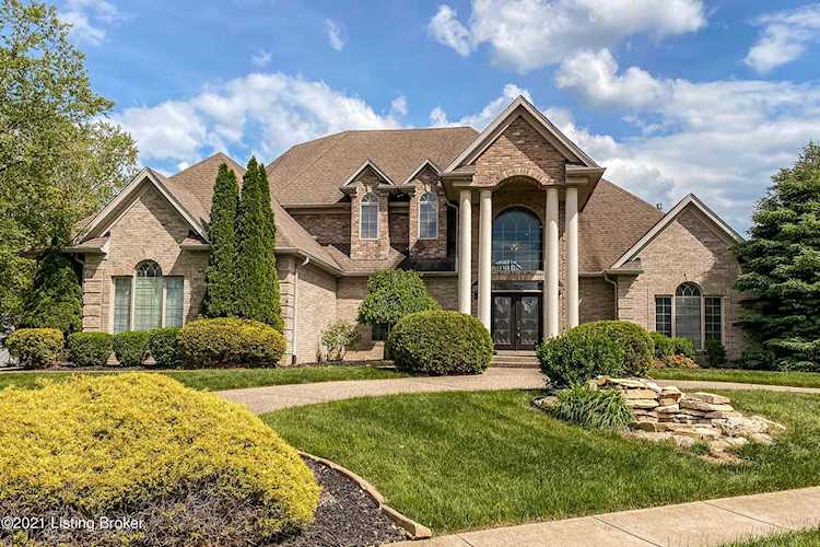 15222 Chestnut Ridge Cir Louisville, KY 40245
