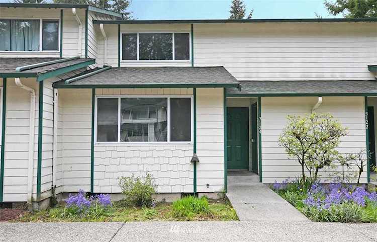 3124 Rustlewood Ln SE Port Orchard, WA 98366