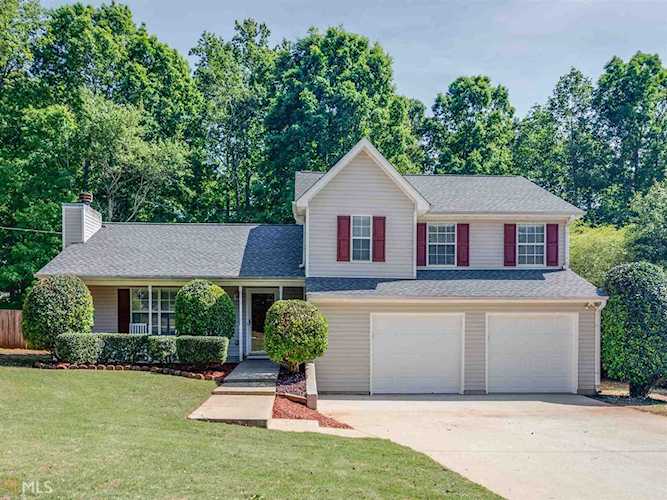 206 Nina Cir Locust Grove, GA 30248