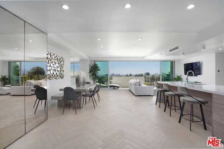 818 N Doheny Dr #602 West Hollywood, CA 90069