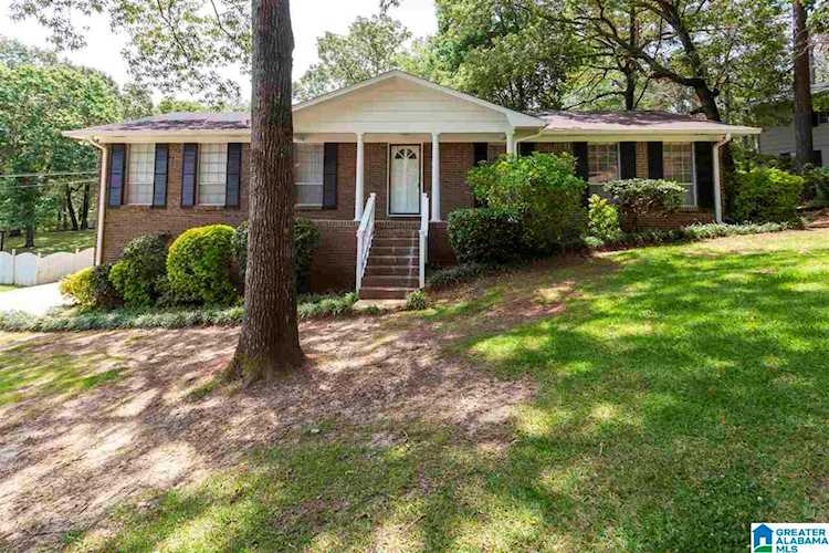 1105 Arcadia Circle Hueytown, AL 35023