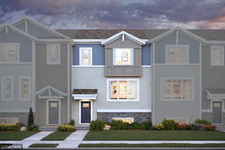 2208 Gateway Curve North Saint Paul, MN 55109