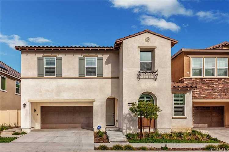 2042 Bluff Rd Chino Hills, CA 91709