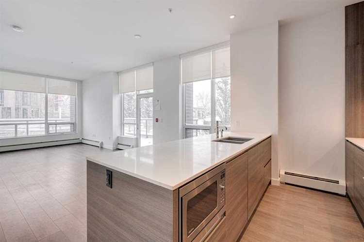 1501 6 St SW #101 Calgary, AB T2R 0Z7