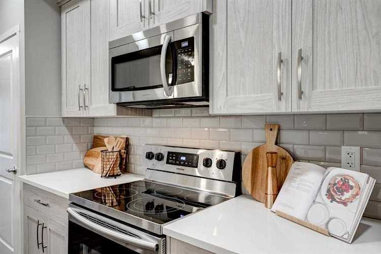 200 Harvest Hills Place NE #109 Calgary, AB T3K 2P4