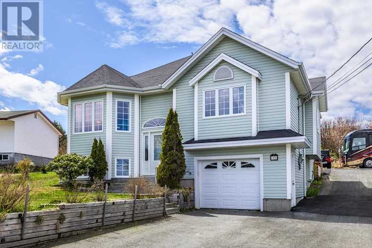 39 Dawes Place Conception Bay South, NL A1X6Z7