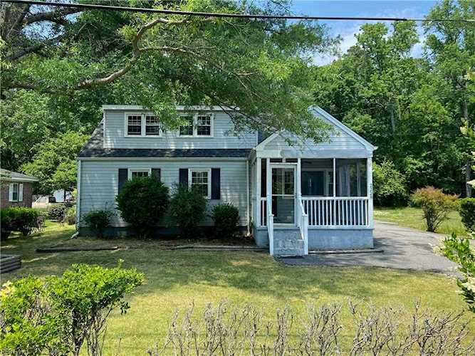 2228 Millville Rd Chesapeake, VA 23323