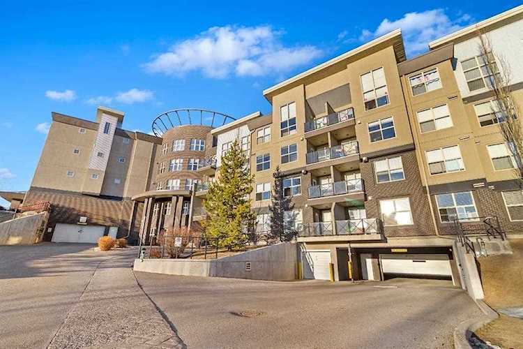 88 Arbour Lake Rd NW #212 Calgary, AB T3G 0C2