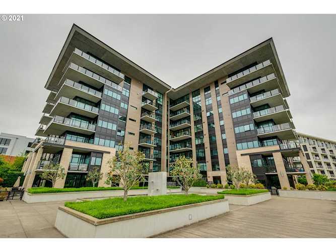 1830 NW Riverscape St #502 Portland, OR 97209