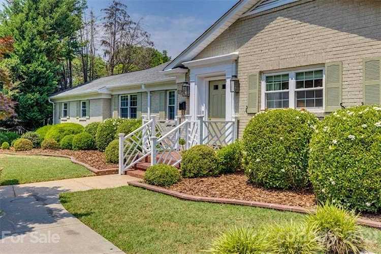 1058 Coddington Place Charlotte, NC 28211