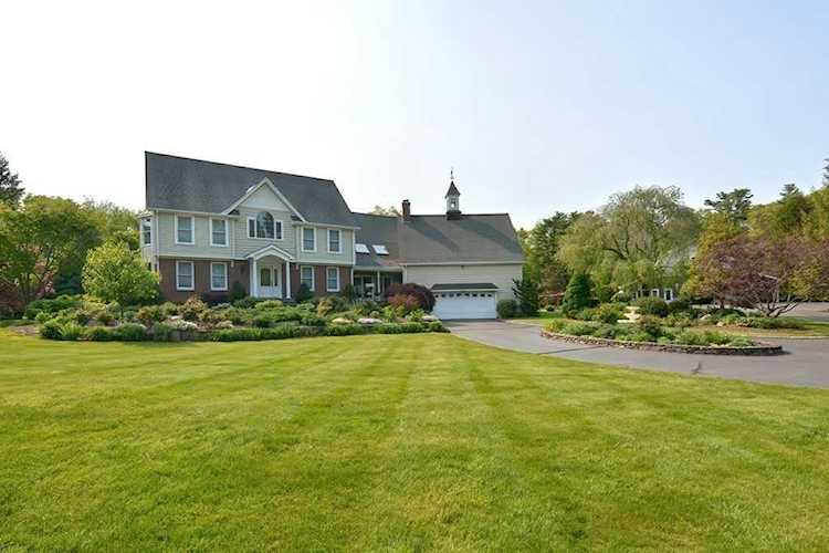 8 Walnut Street Millis, MA 02054