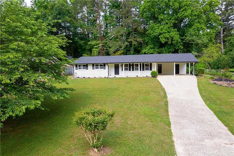 3283 Clearview Dr SW73 - Cobb-West, Marietta Photo 1