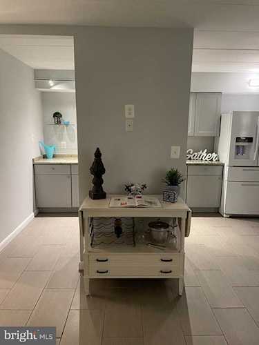2339 Freetown Ct #2B Reston, VA 20191 | MLS ® VAFX1198808 Photo 1