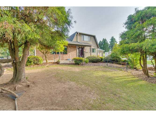 4001 NW 127th St Vancouver, WA 98685