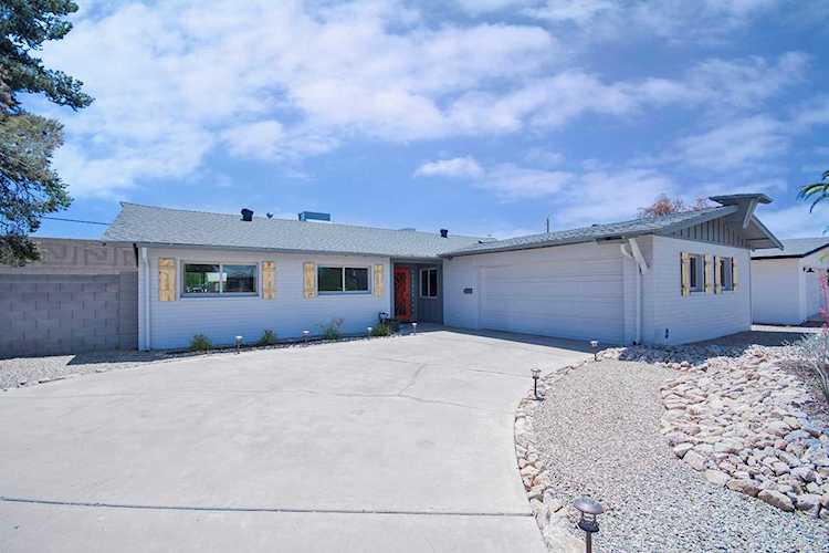 131 E Riviera Drive Tempe, AZ 85282