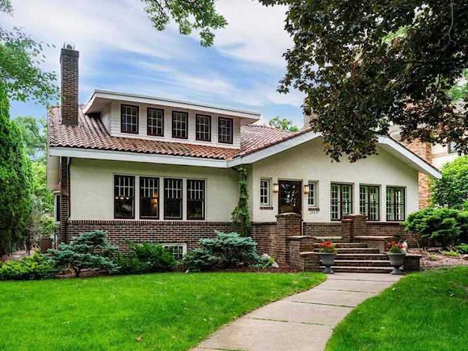 2409 W 22nd Street Minneapolis, MN 55405