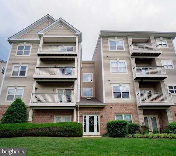 6575 Grange Ln #302 Alexandria, VA 22315