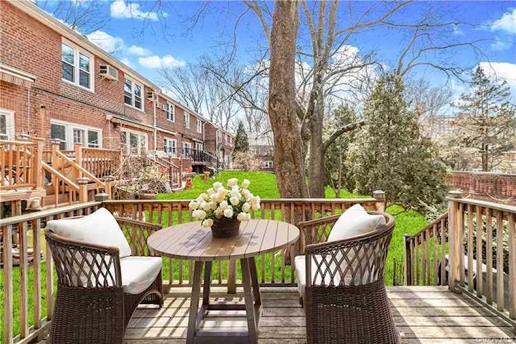 4601 Henry Hudson Parkway #A12 Bronx, NY 10471