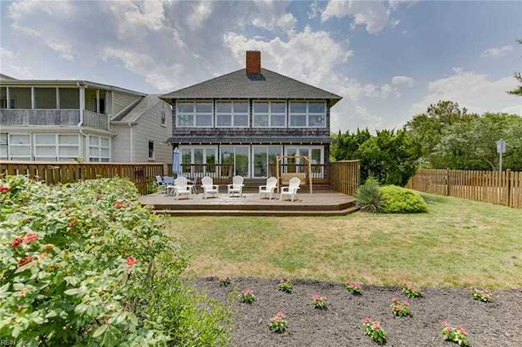 8510 Ocean Front Ave Virginia Beach, VA 23451