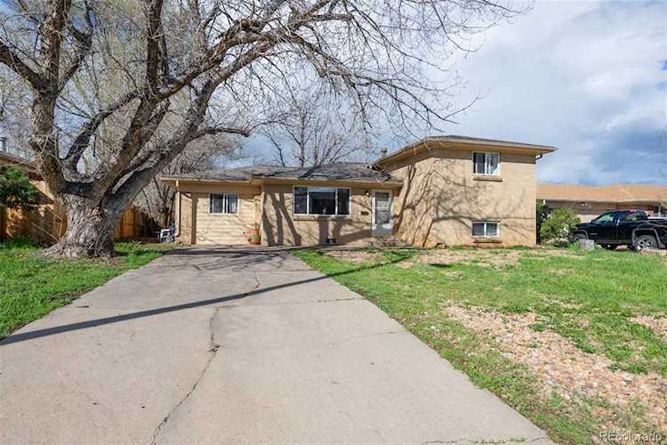 4205 Moorhead Ave Boulder, CO 80305