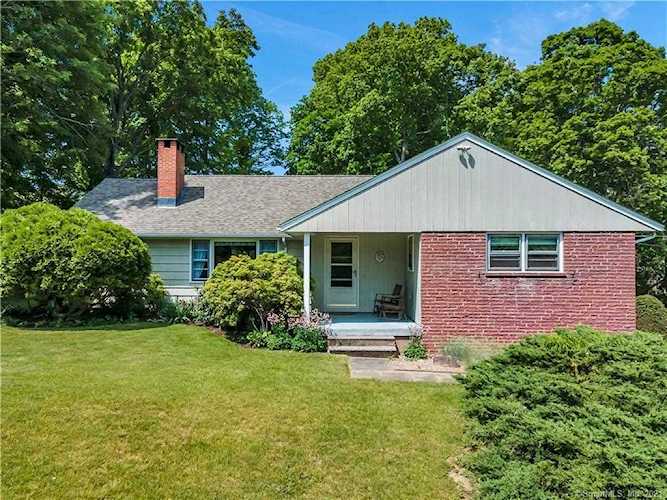 1580 Middletown Avenue North Branford, CT 06472 | MLS 170403232 Photo 1