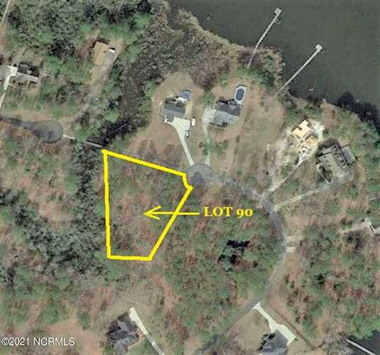 501 Harbour View Drive Chocowinity, NC 27817