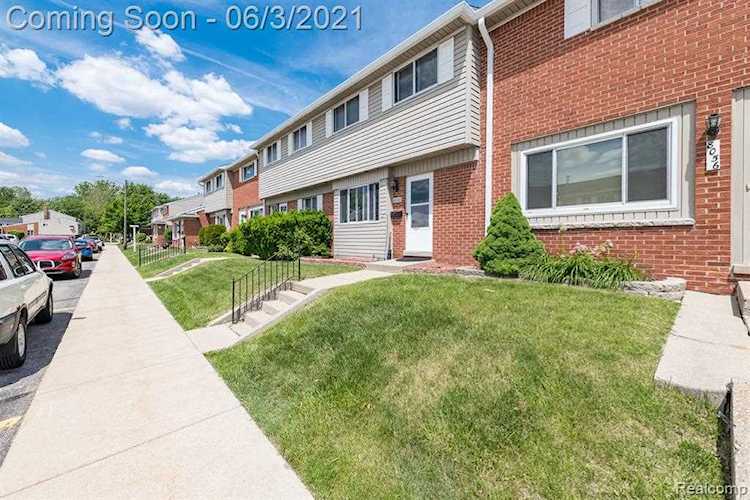 8058 Coventry St Westland, MI 48185 | MLS 2210041638 Photo 1