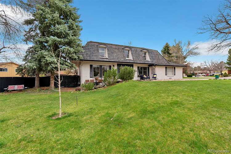 5416 W Indore Dr Littleton, CO 80128